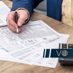 Kiedy zapłacisz podatek od wygranej z bankiem przy kredycie frankowym?