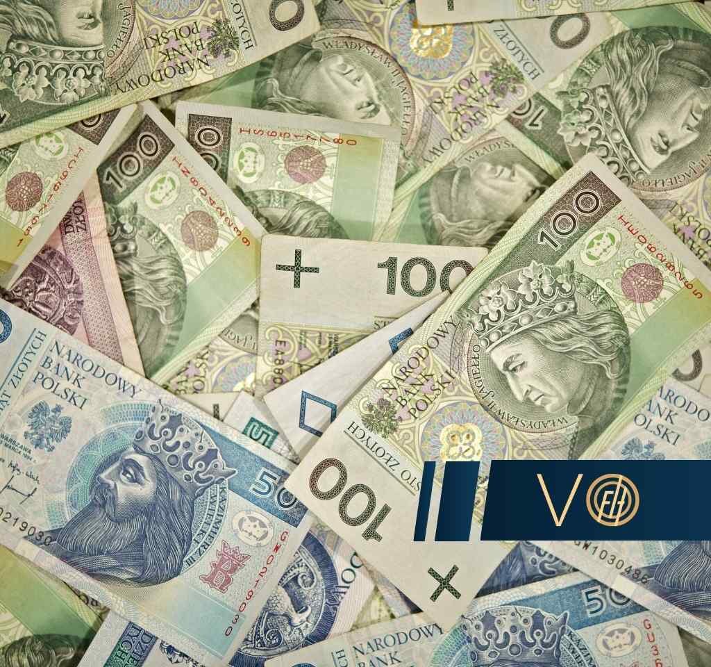 Scattered Polish zloty banknotes with a blue branding strip and gold V logo in the lower right corner